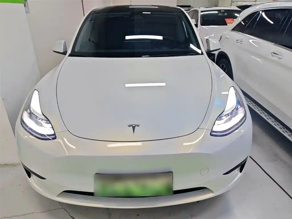Tesla Model Y 2023 — фото 3