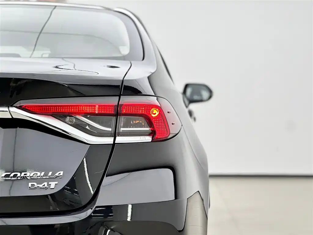 Toyota Corolla 2022 — фото 15