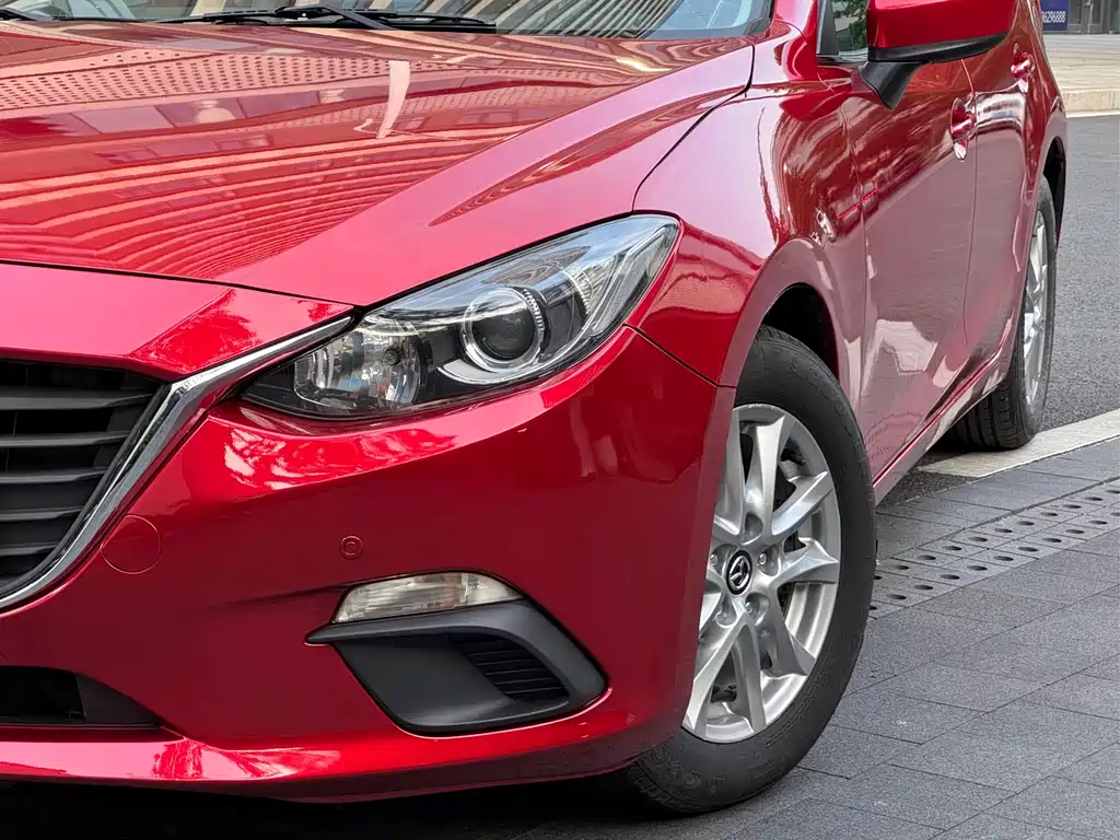 Mazda 3 Axela 2014 — фото 19