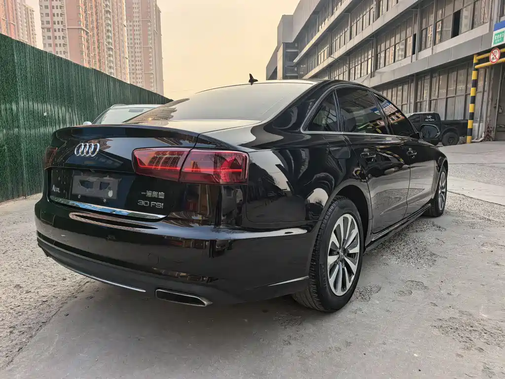 Audi A6L 2017 — фото 6
