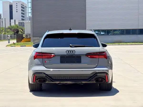 Audi RS 6 2022
