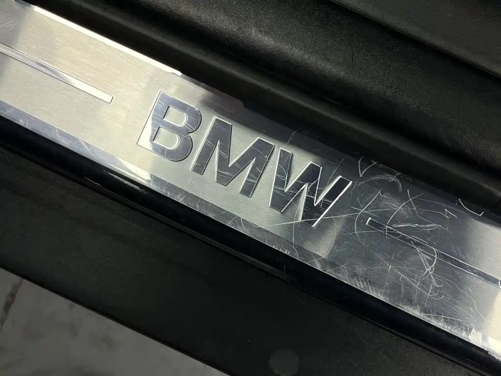 BMW X3 2010 — фото 9