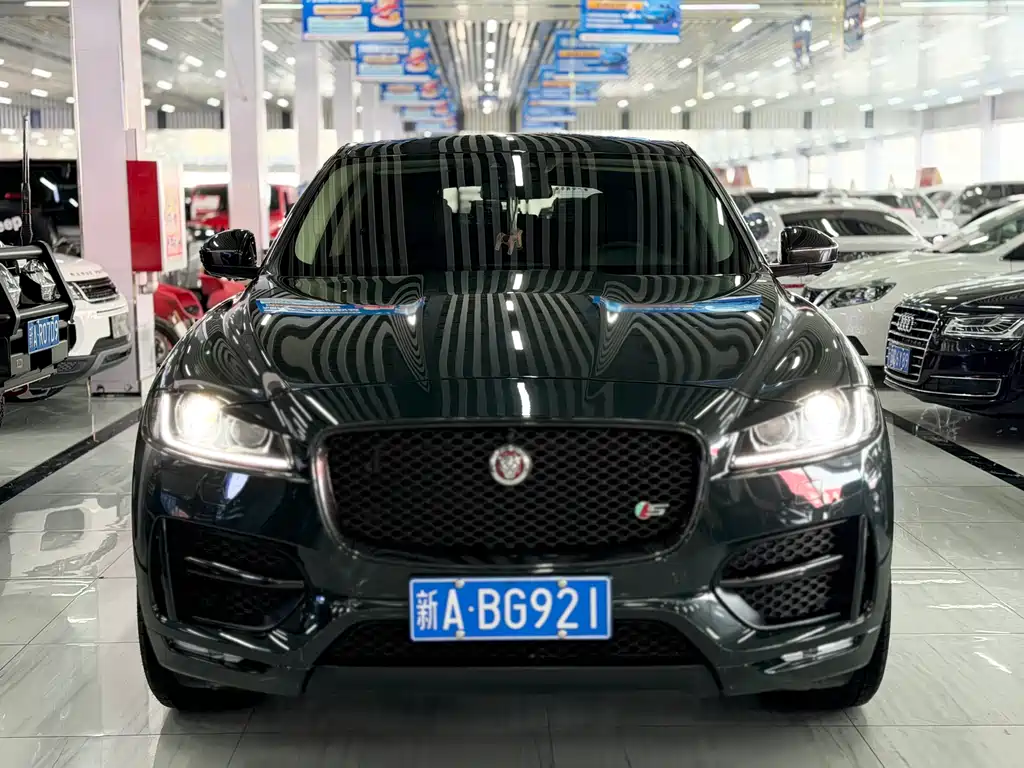 Jaguar F-PACE 2017 — фото 2