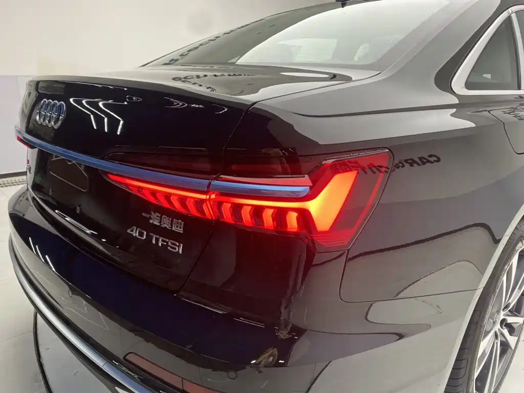 Audi A6L 2025 — фото 10