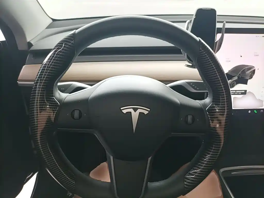 Tesla Model Y 2021 — фото 11