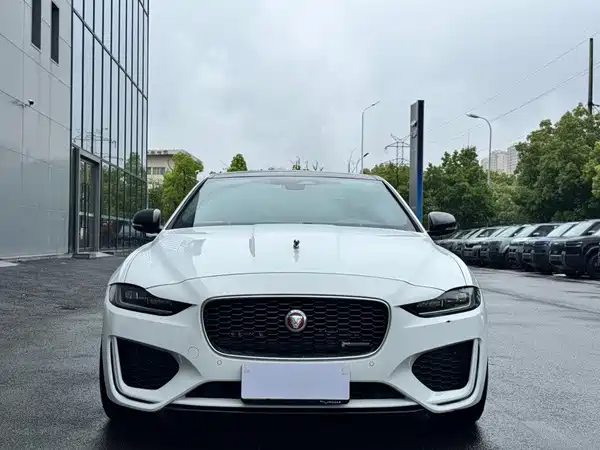 Jaguar XEL 2023