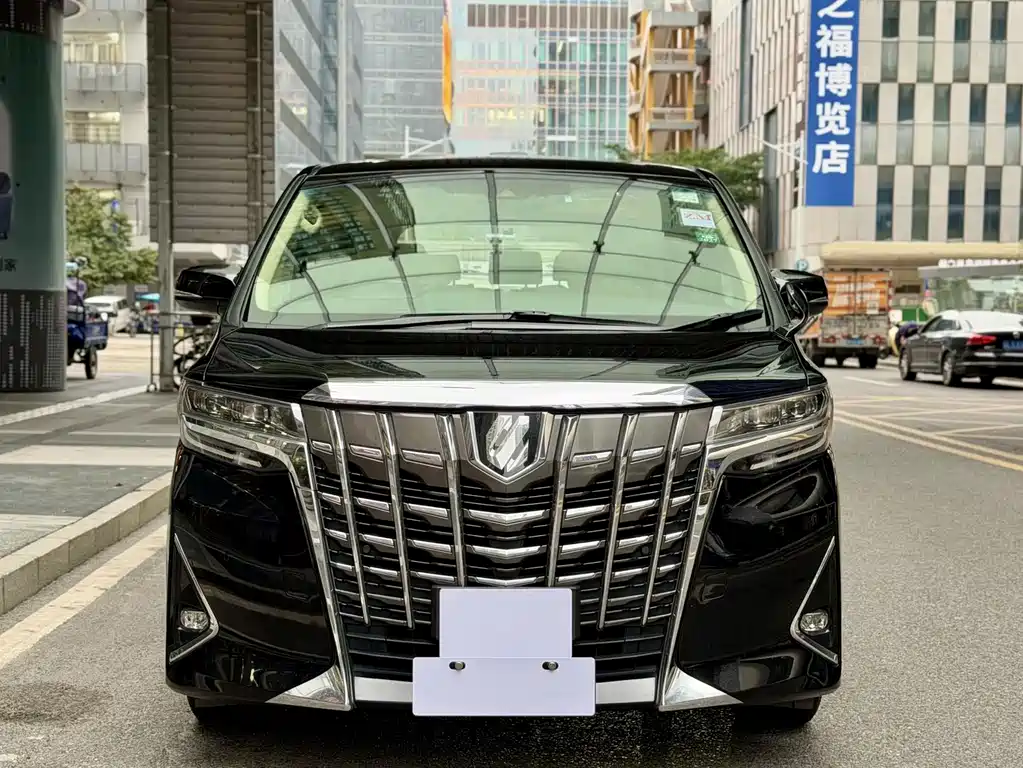 Toyota Alphard 2019 — фото 2