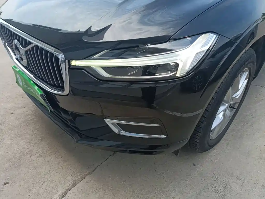 Volvo XC60 2020 — фото 24