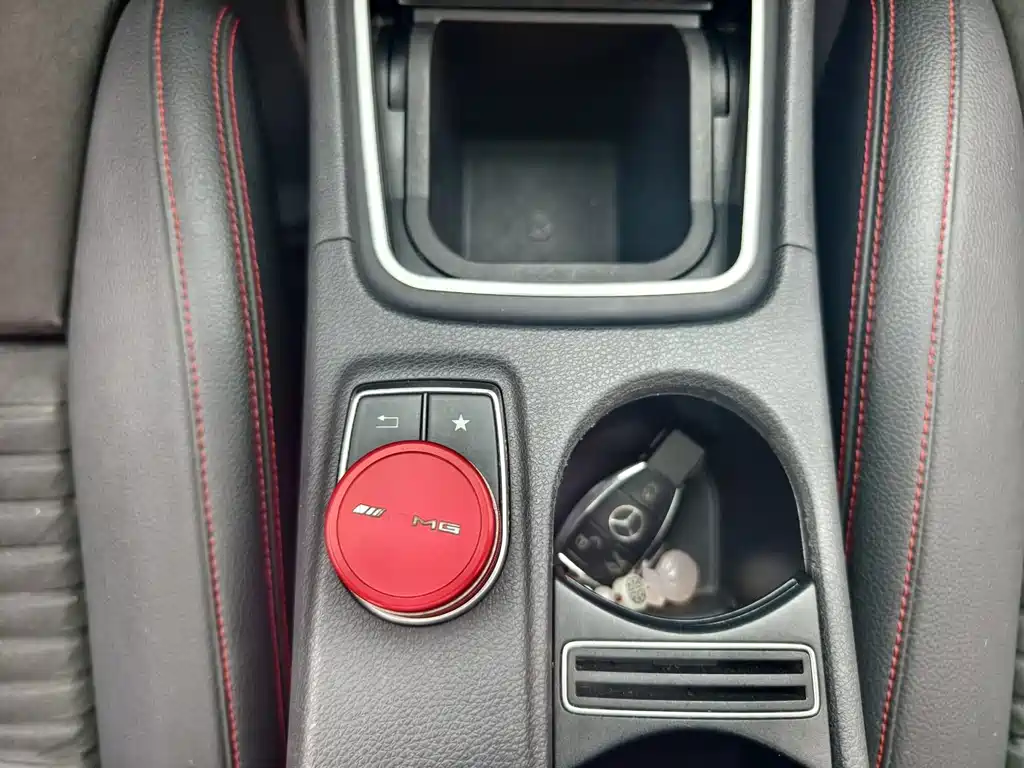 Mercedes-Benz CLA 2016 — фото 15