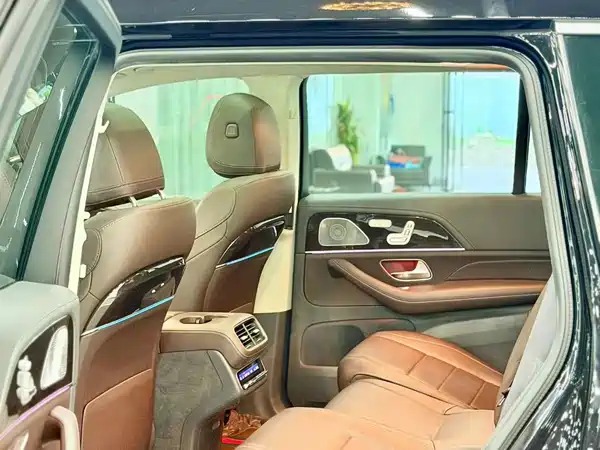 Mercedes-Benz GLS 2021