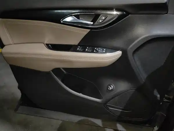Buick Envision Plus 2023