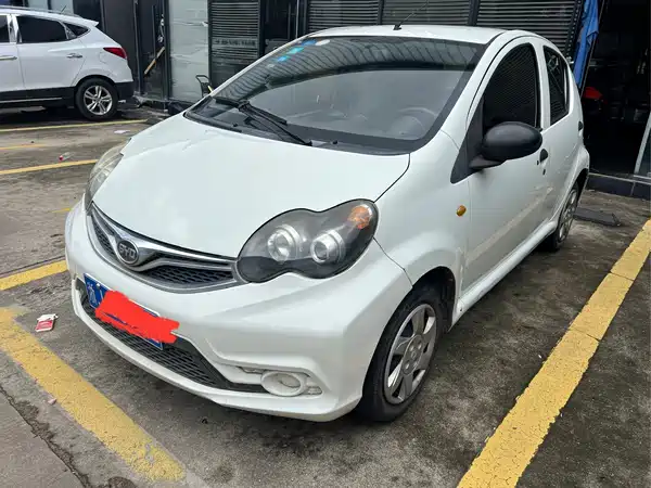 BYD F0 2016