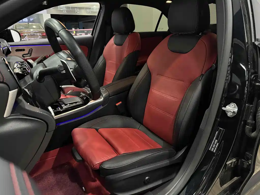 Mercedes-Benz A-Class AMG 2023 — фото 12