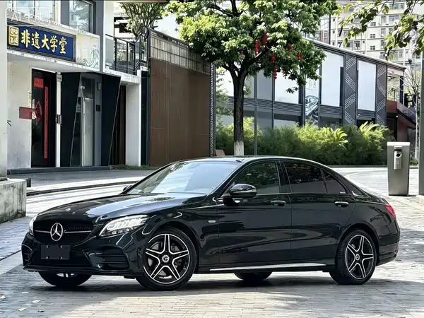 Mercedes-Benz C-Class 2021