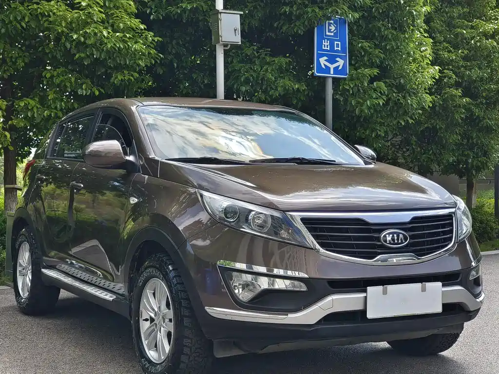 Kia Sportage 2012 — фото 3