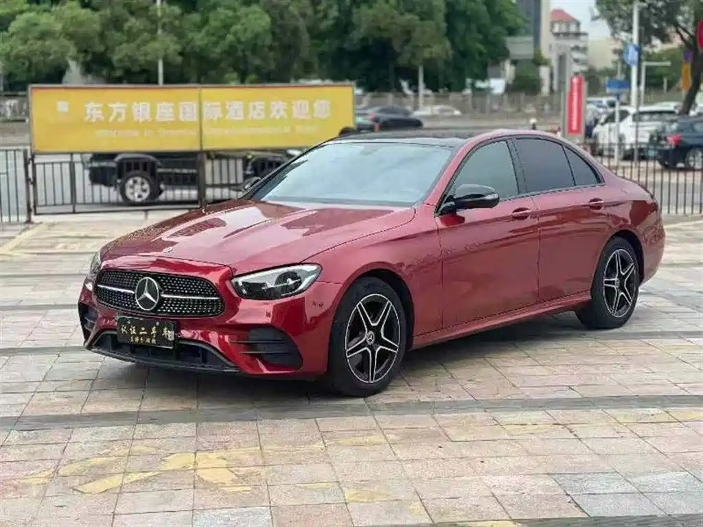 Mercedes-Benz E-Class 2022