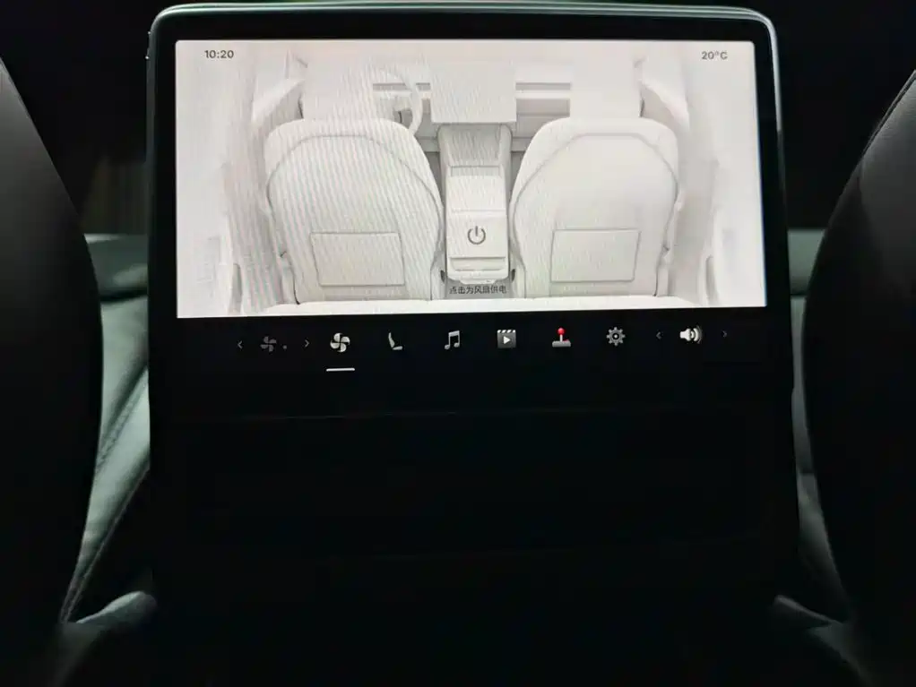 Tesla Model 3 2025 — фото 12