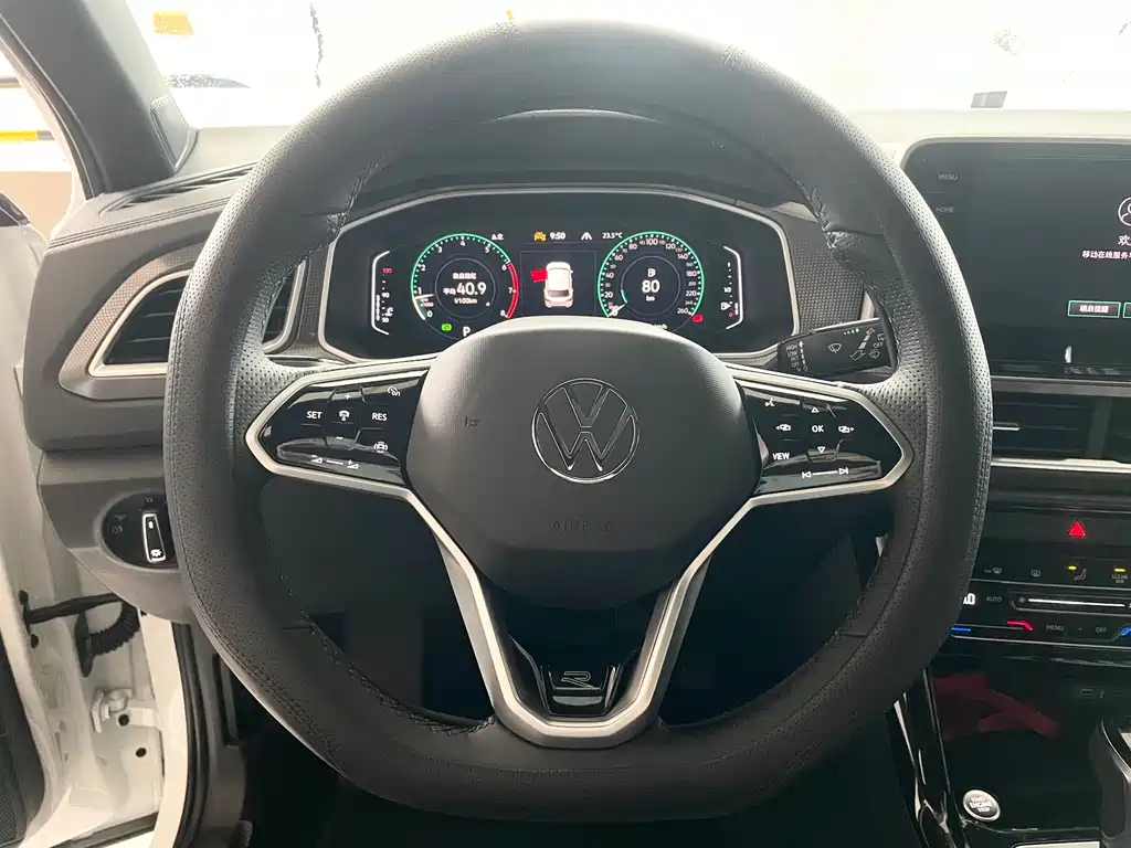 Volkswagen T-Roc 2025 — фото 11