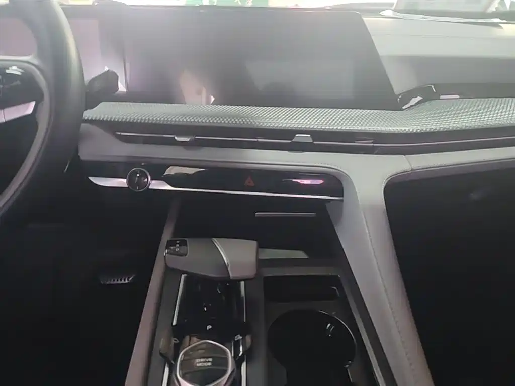 Changan CS75 PLUS 2023 — фото 13