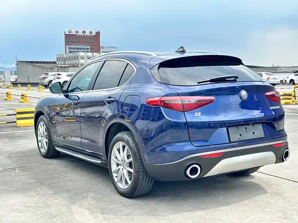 Alfa Romeo Stelvio 2018