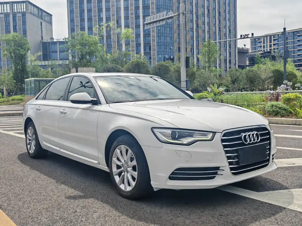 Audi A6L 2014 — фото 3