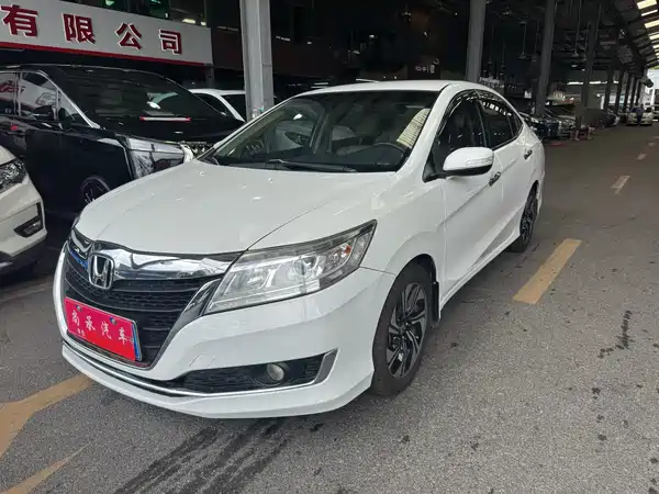 Honda Crider 2016