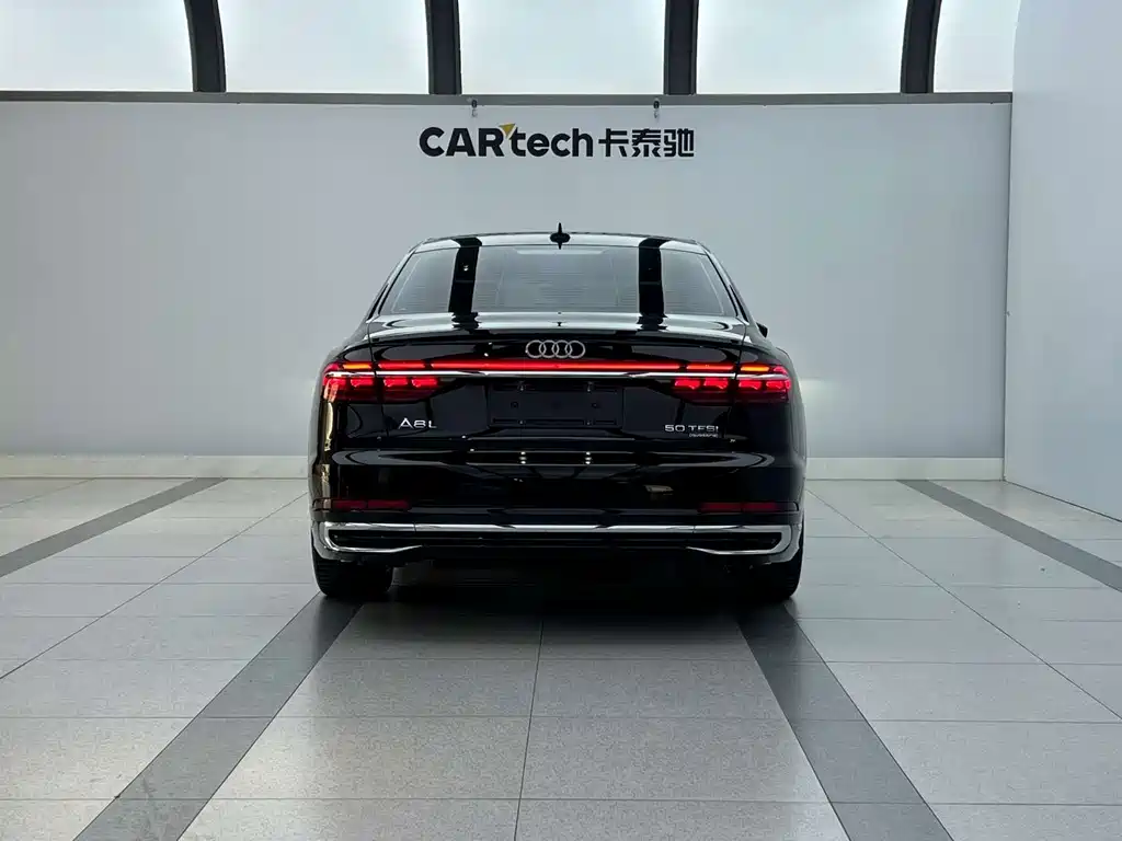 Audi A8 2022