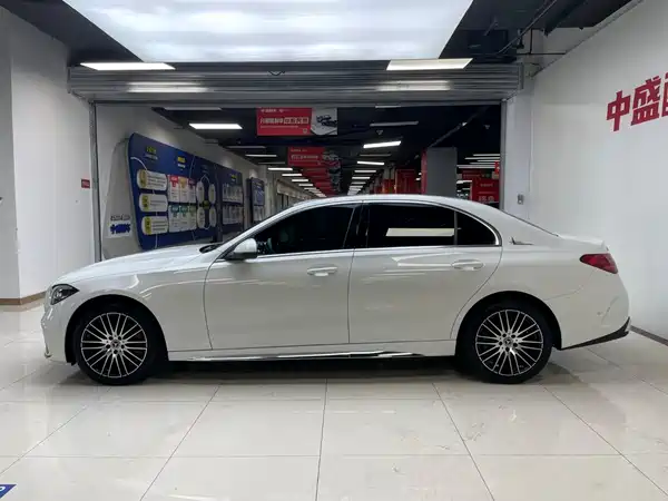 Mercedes-Benz C-Class 2026