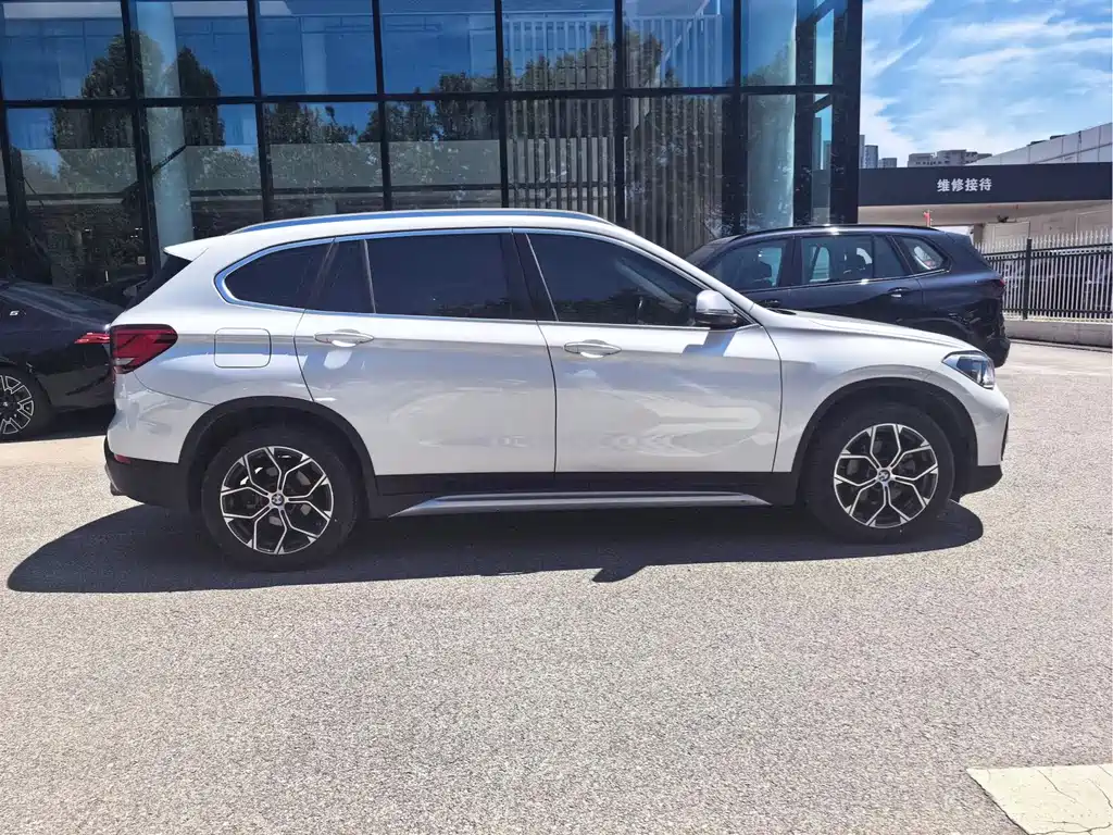 BMW X1 2022 — фото 13