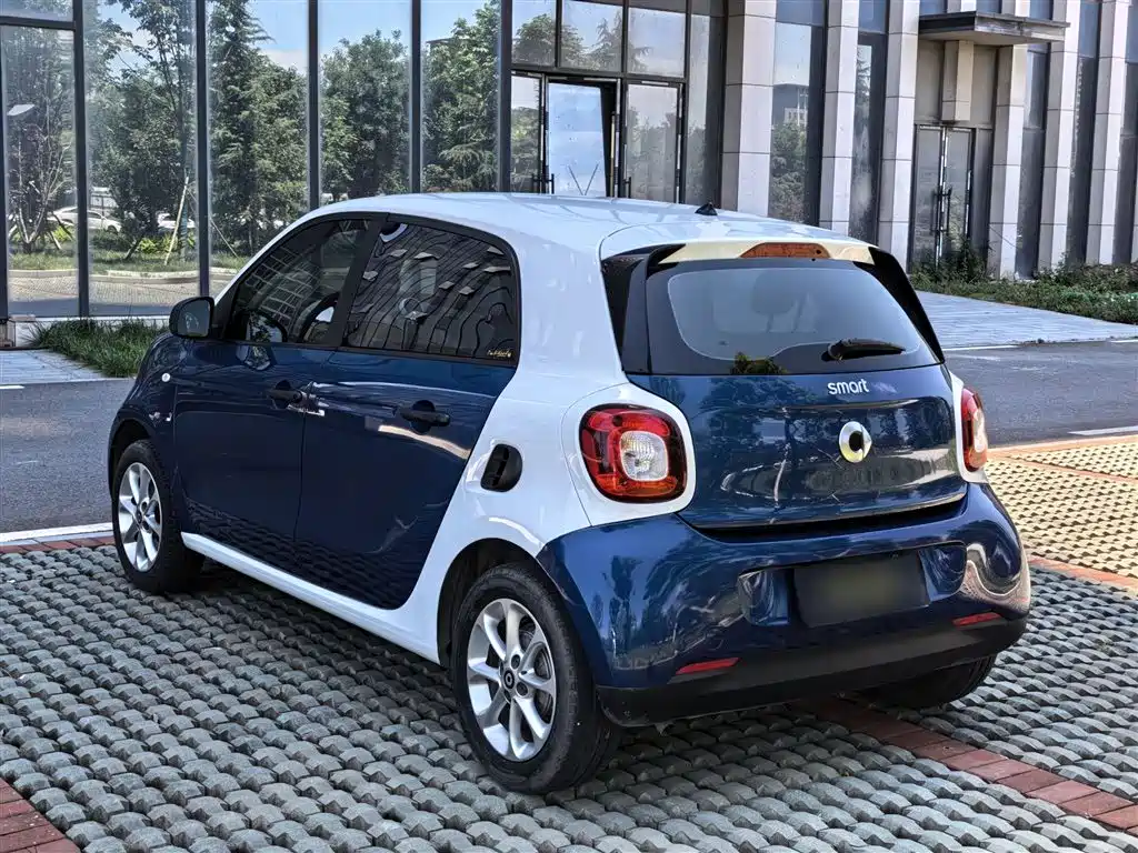 smart Forfour 2018 — фото 5