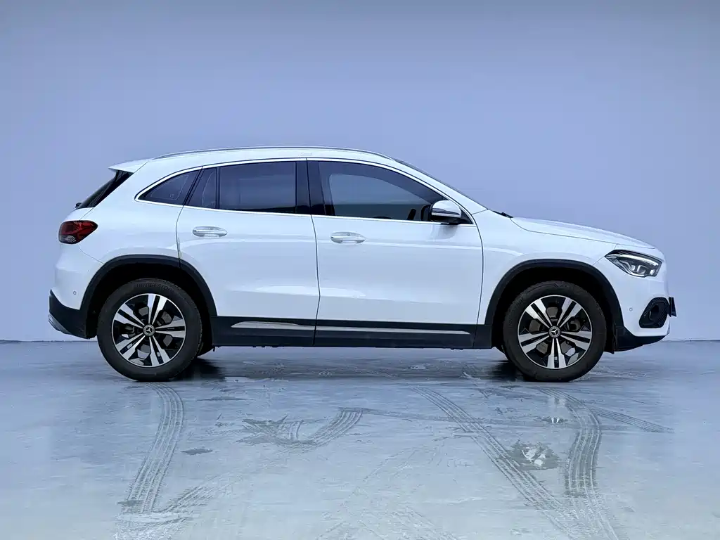 Mercedes-Benz GLA 2022 — фото 8