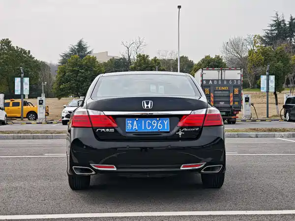 Honda Accord 2015