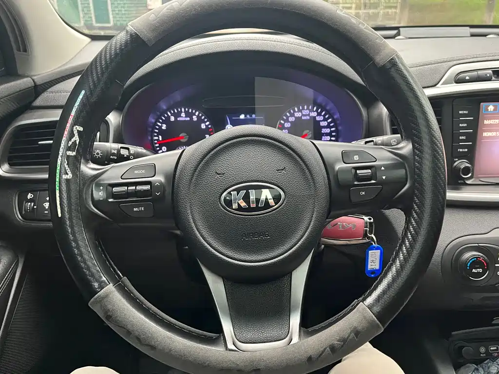 Kia Sorento 2015 — фото 14