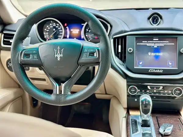 Maserati Ghibli 2014