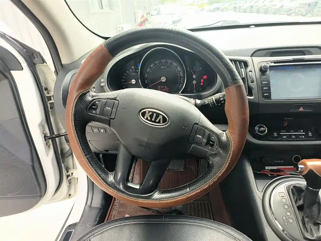 Kia Sportage 2014 — фото 11