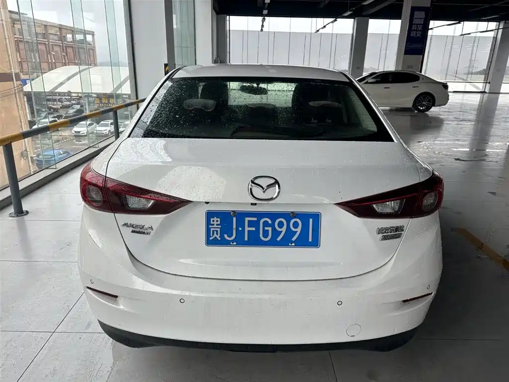 Mazda 3 Axela 2015 — фото 5