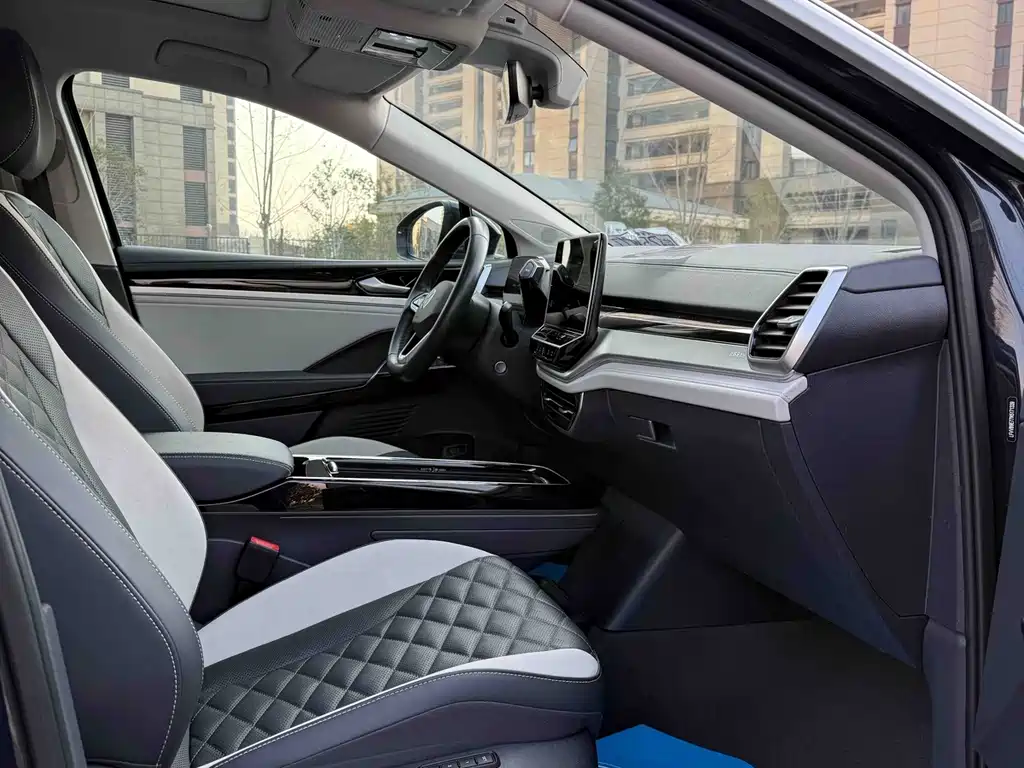 Volkswagen ID 6 CROZZ 2023 — фото 10
