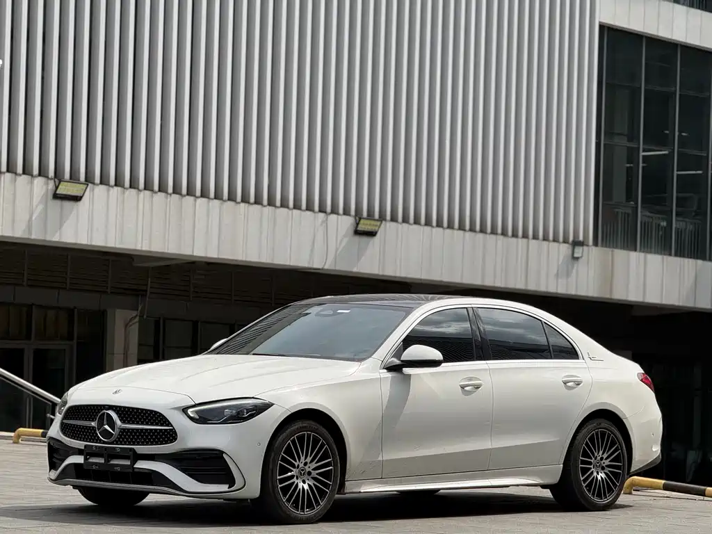 Mercedes-Benz C-Class 2022 — фото 3