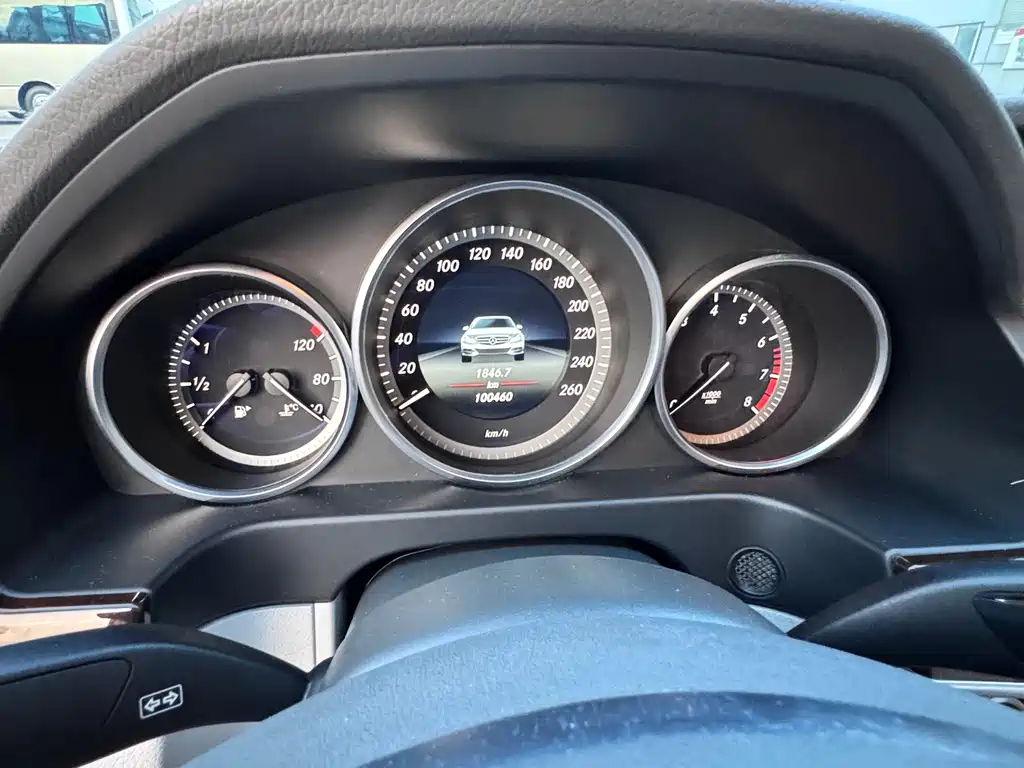 Mercedes-Benz E-Class 2014