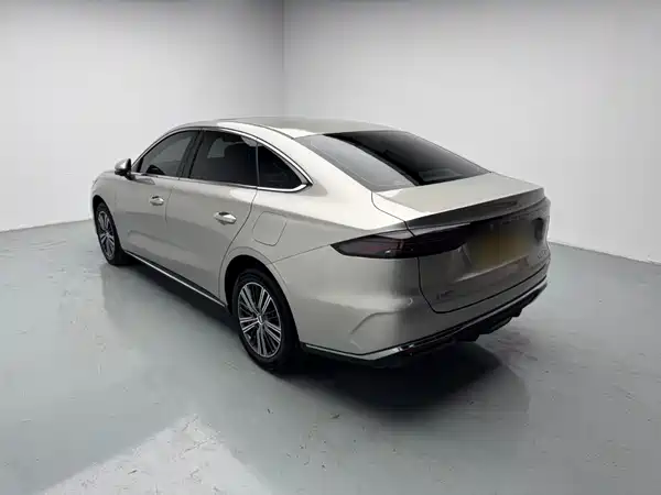 Geely Galaxy Star 6 2025