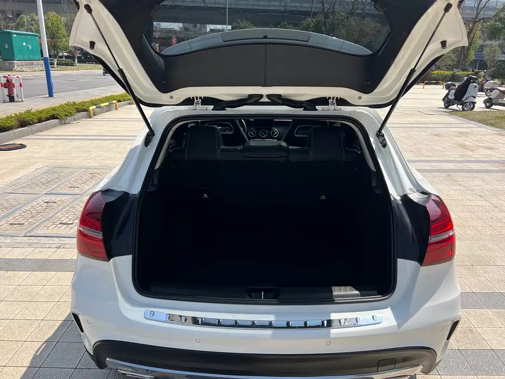 Mercedes-Benz GLA 2019 — фото 21