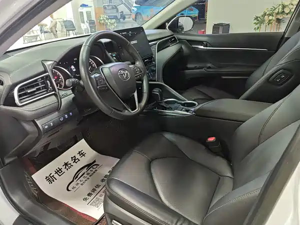 Toyota Camry 2023