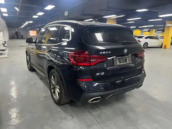 BMW X3 2021