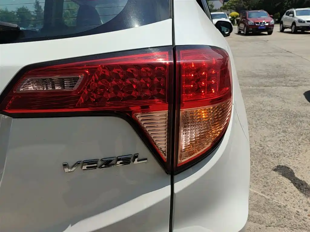 Honda Vezel 2019 — фото 8