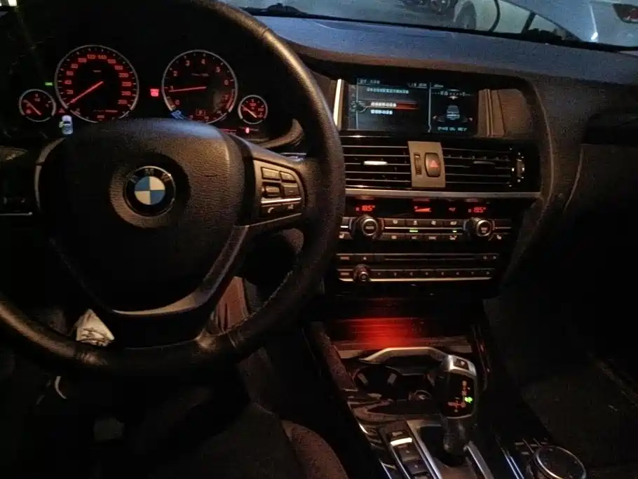 BMW X3 2016 — фото 12