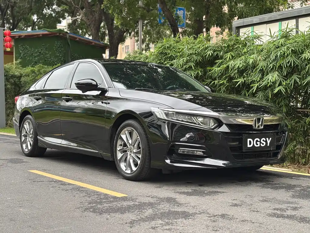 Honda Accord 2018 — фото 3
