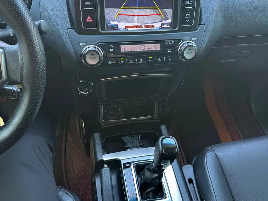 Toyota Prado 2017 — фото 15