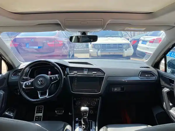 Volkswagen Tiguan L 2021