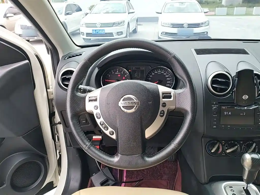 Nissan Qashqai 2015 — фото 11