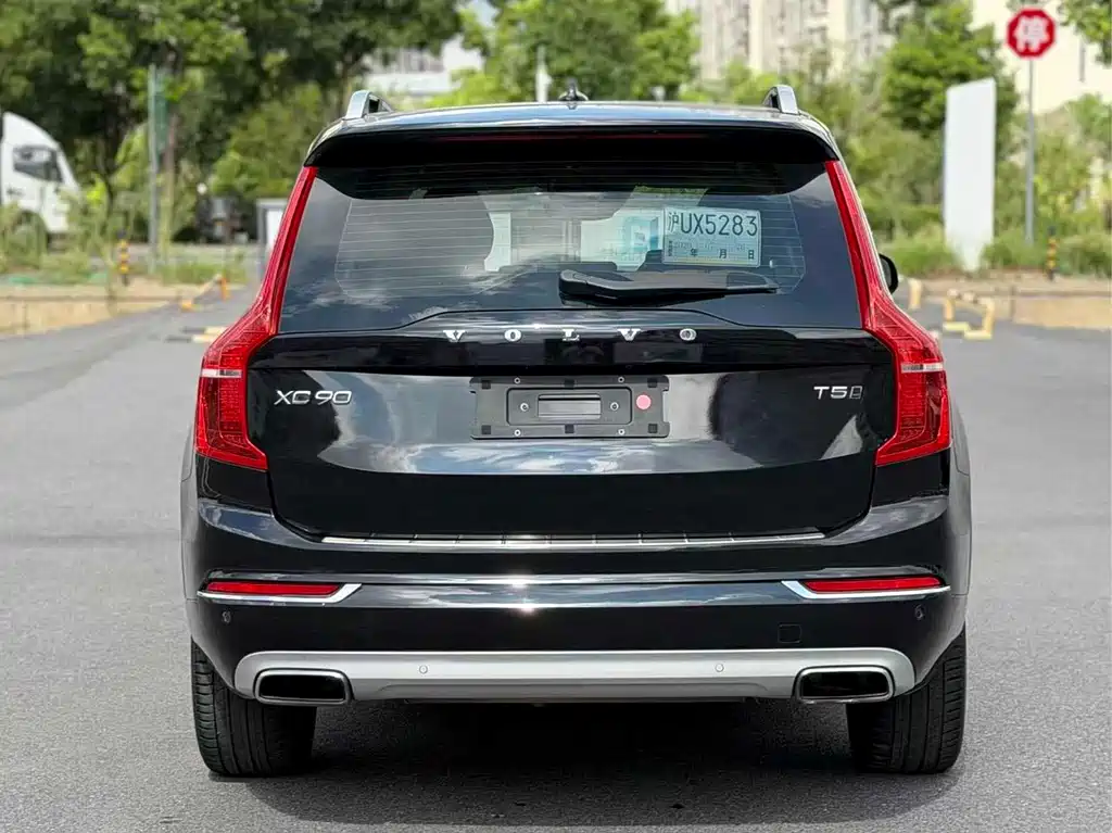 Volvo XC90 2016 — фото 10